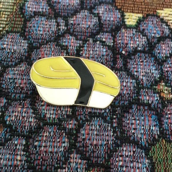 Jewelry - Yellow Nigiri Enamel Pin